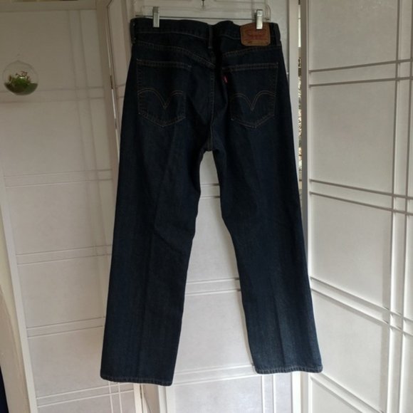 Men’s Levi Strauss & Co. Relaxed Straight 559 Jeans. Size 34W/30L. - Picture 3 of 3